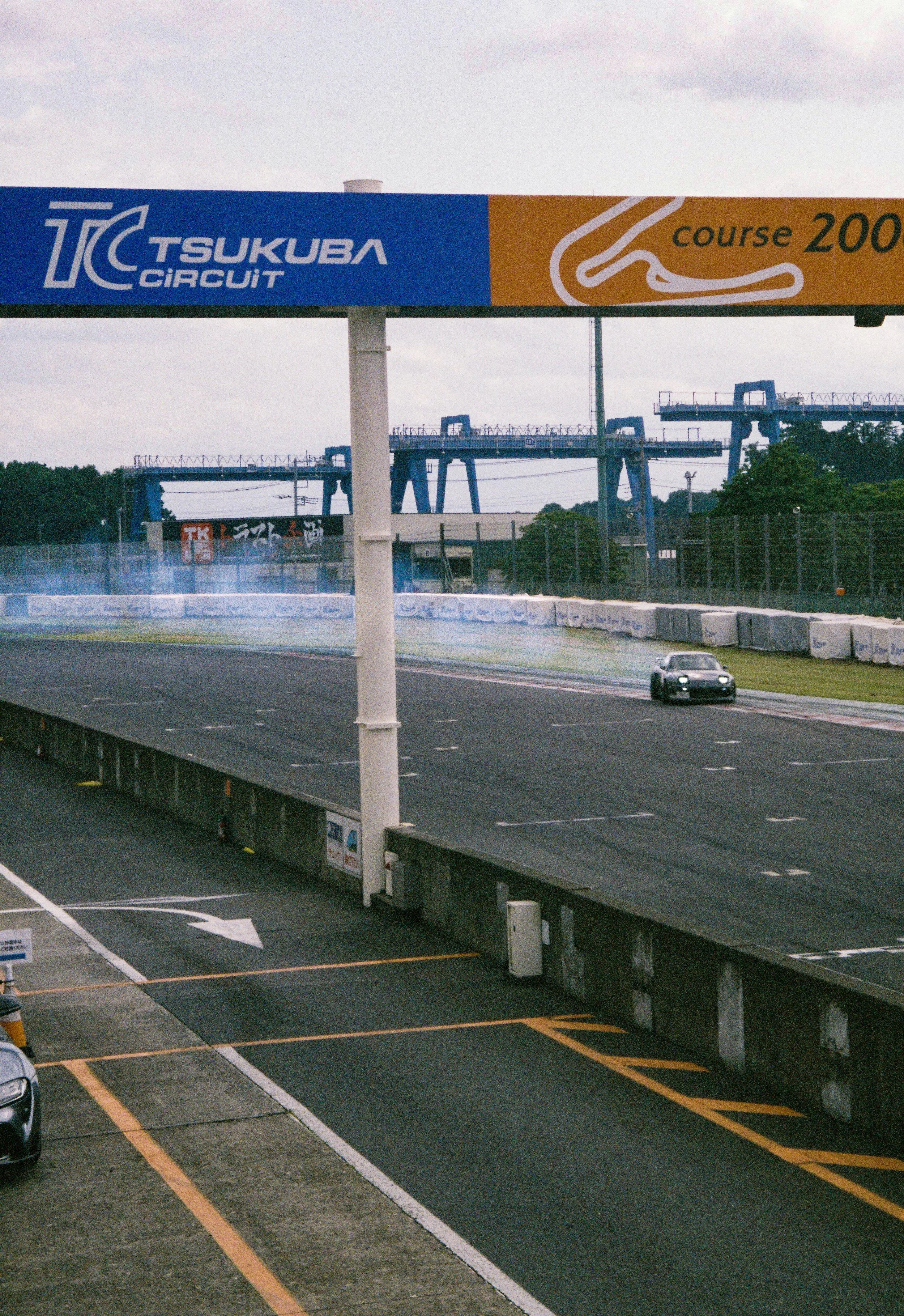 0530777_0003-1.JPG