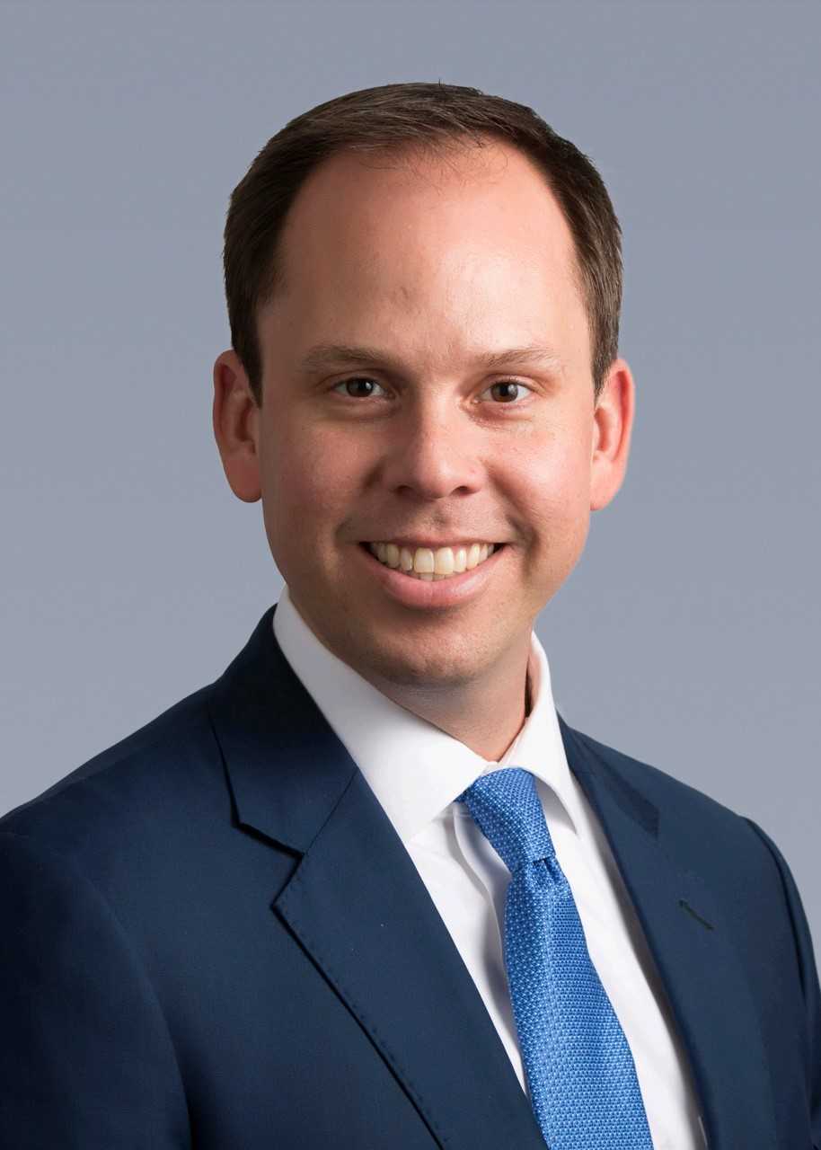 Scott M. Pertel Senior Managing Director and Co-Head San Francisco Office at HFF Mr. Pertel is a Senior Managing Director and Co-head of the San Francisco office of HFF. He leads the Investment Advisory group for San Francisco, overseeing all asset classes. Mr. Pertel’s primary investment advisory focus is on investment sales and equity placement of industrial product in the Western U.S. Mr. Pertel also has extensive experience in the cold storage industry and net leased asset class throughout the US. Mr. Pertel is an active board member and past president of NAIOP’s San Francisco Chapter (2016), Chair of the Young Professional Group and sits on NAIOP’s national Board of Directors.