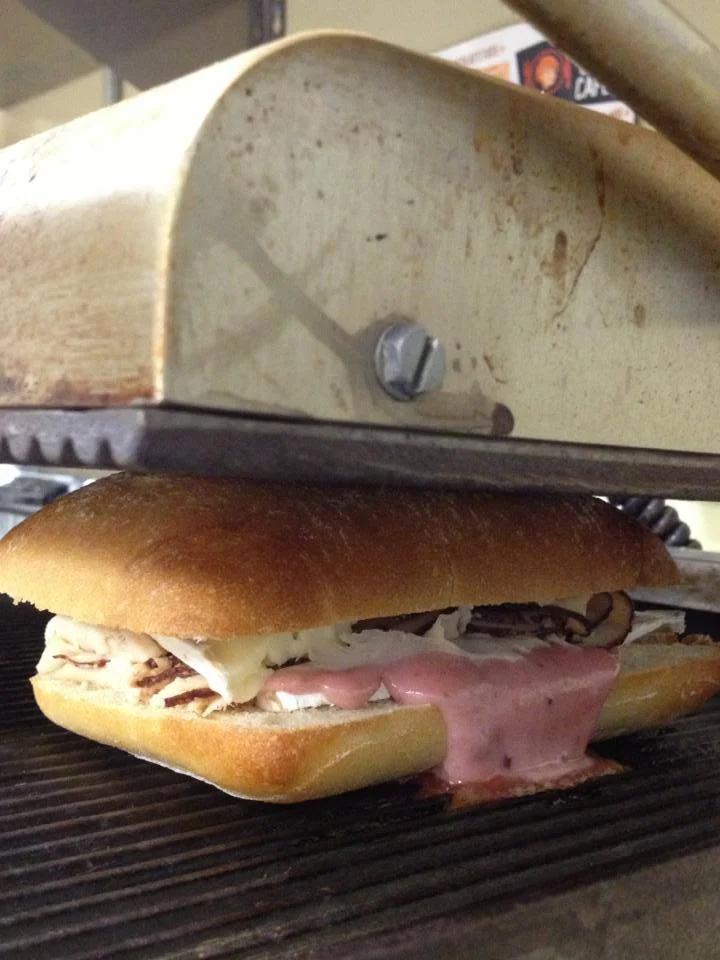 Turkey-n-Brie.jpg