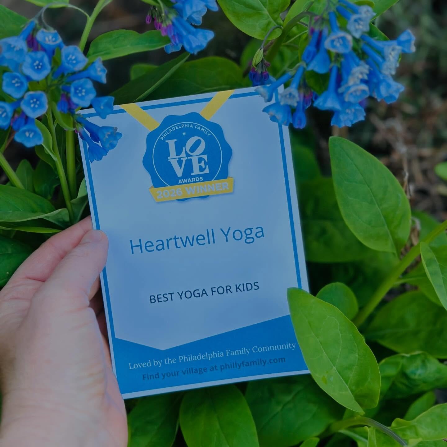 Heartwell Yoga attended the Philly Family LOVE awards last night ❤️ Best date (@photoregina), Best dinner table companion (@eighthsensewellness), and Best Yoga for Kids! 

I have immense gratitude for this small but mighty team of teachers that help 