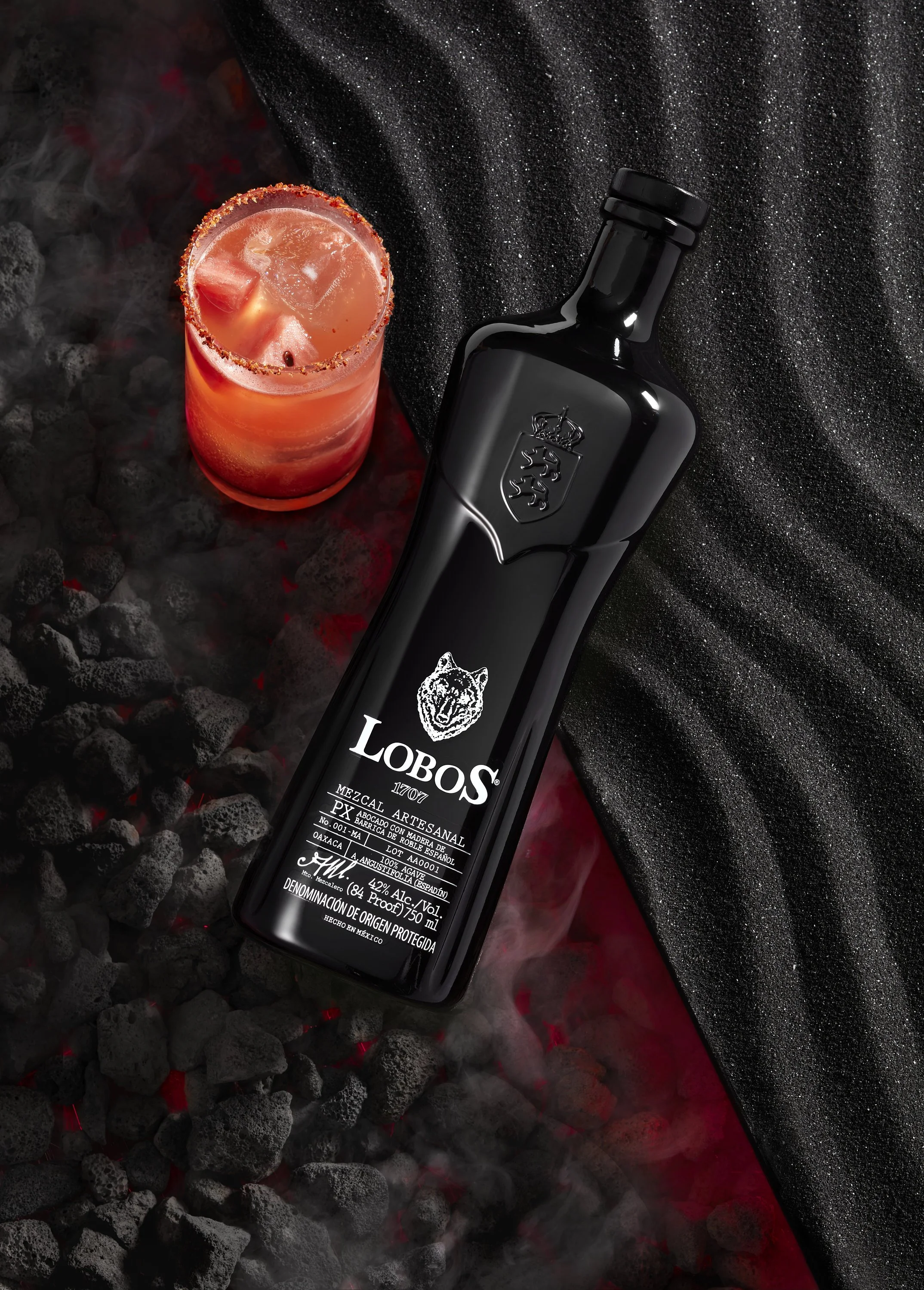 MEZCAL_SIGNATURE_COCKTAIL_WITH_BOTTLE.jpg