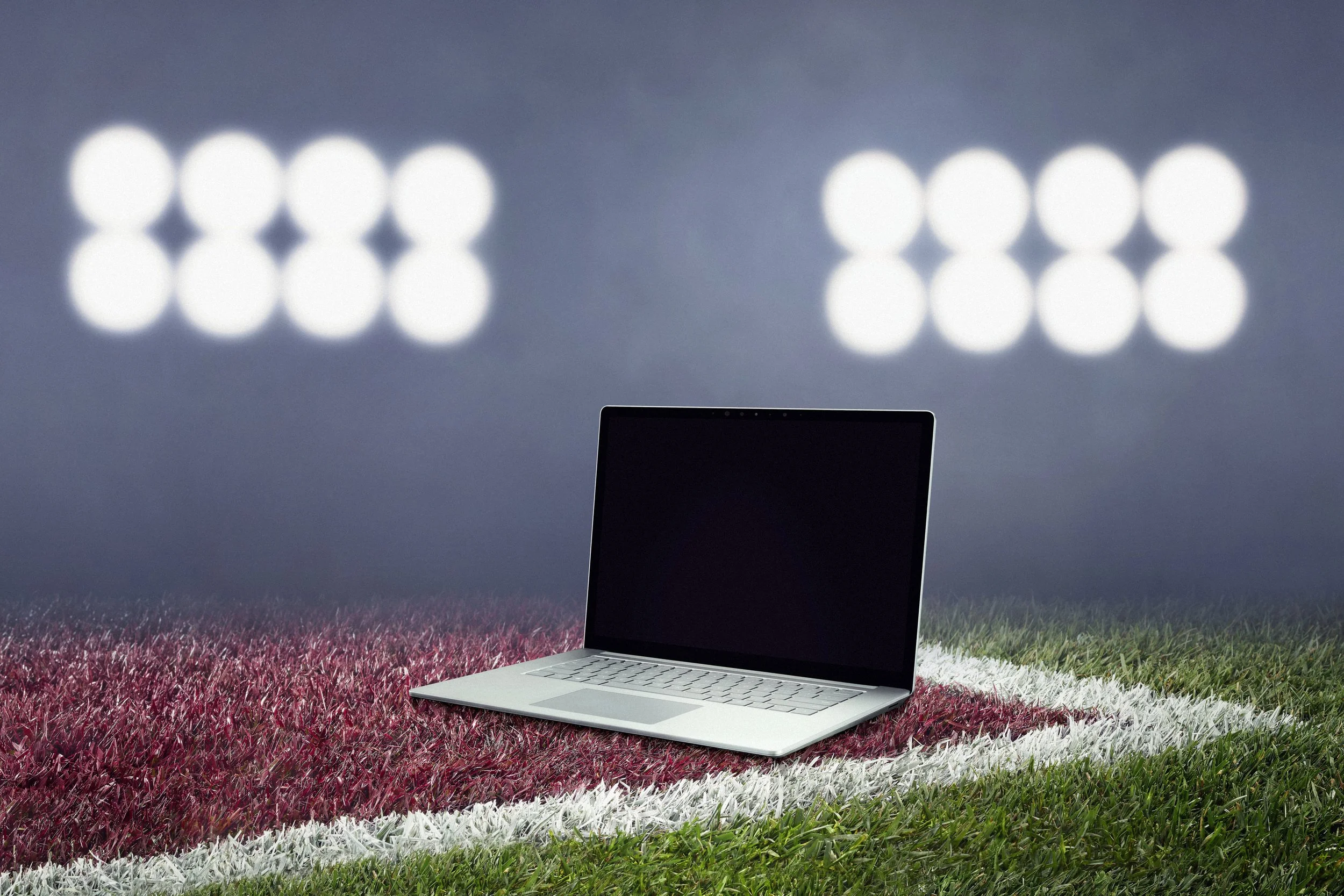 Laptop3_Hero_Medium_3_4_Left_017_BASE_layered.jpg