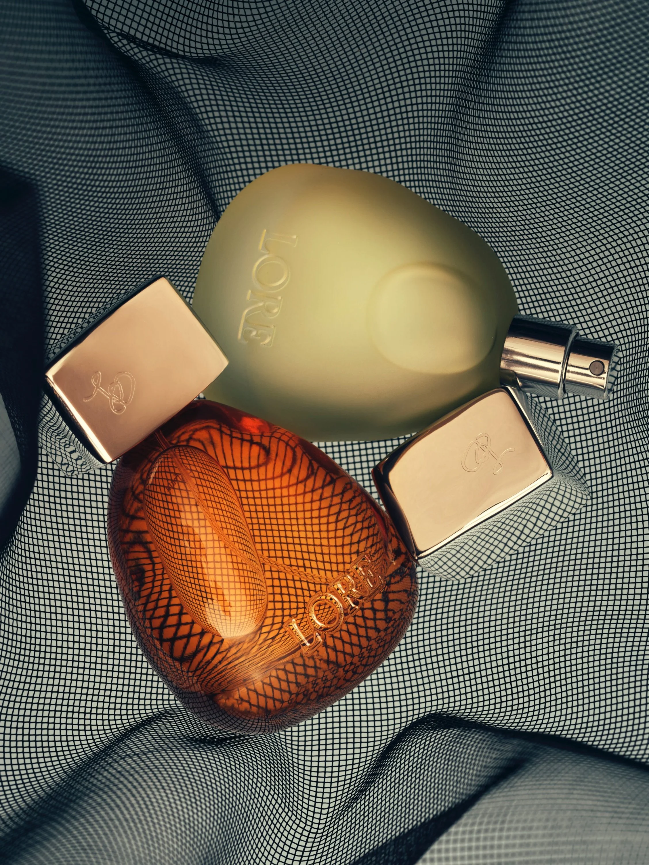 Catching the fresh @loreworld scents with @genna.moss.stylist