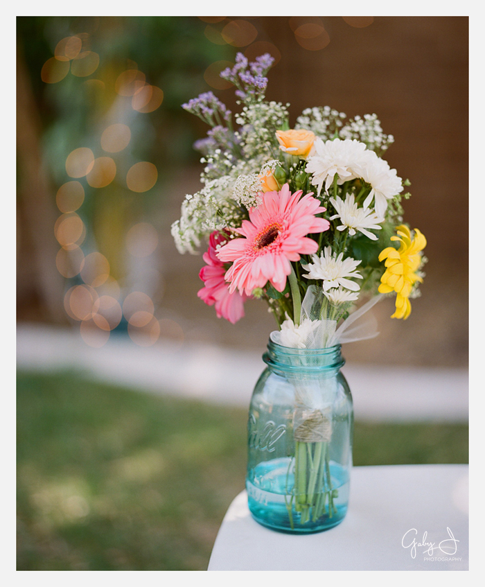 DIY las vegas backyard wedding Gaby J Photography_019