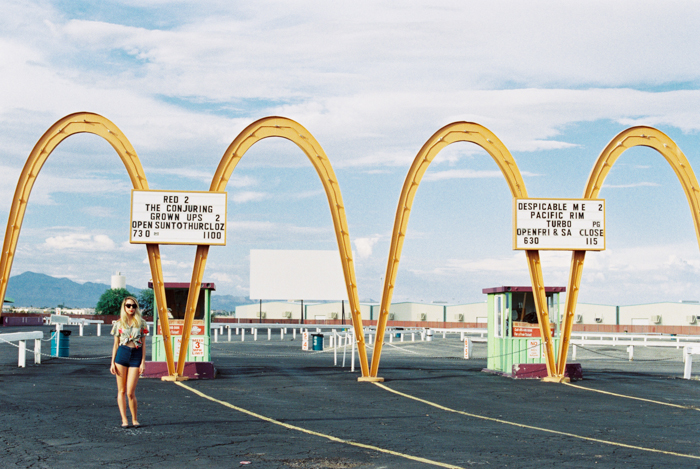 las vegas drive in photoshoot gaby j photography 14