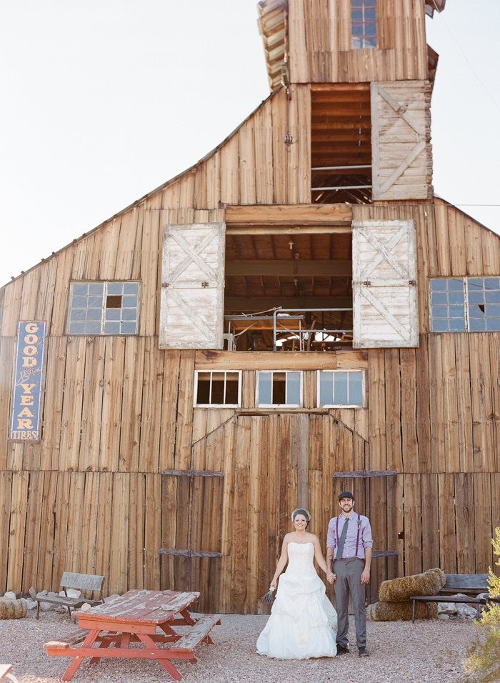 nelson landing ghost town rustic vegas wedding 12