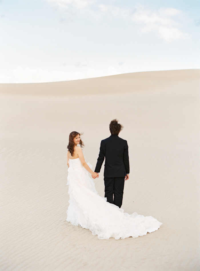 death valley sand dunes wedding photo 20