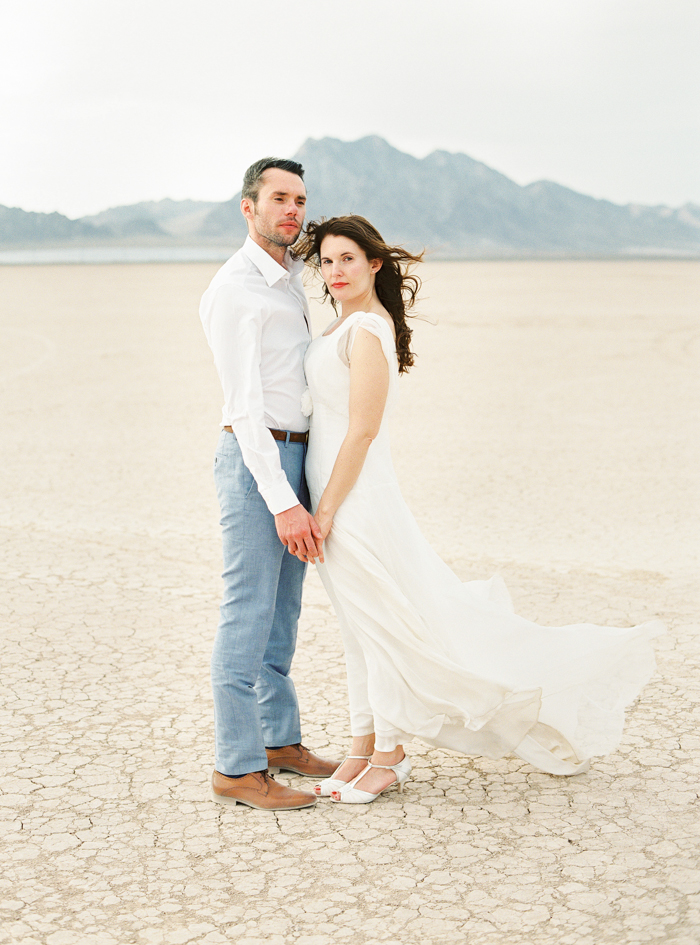 las vegas desert wedding photo dry lake beds