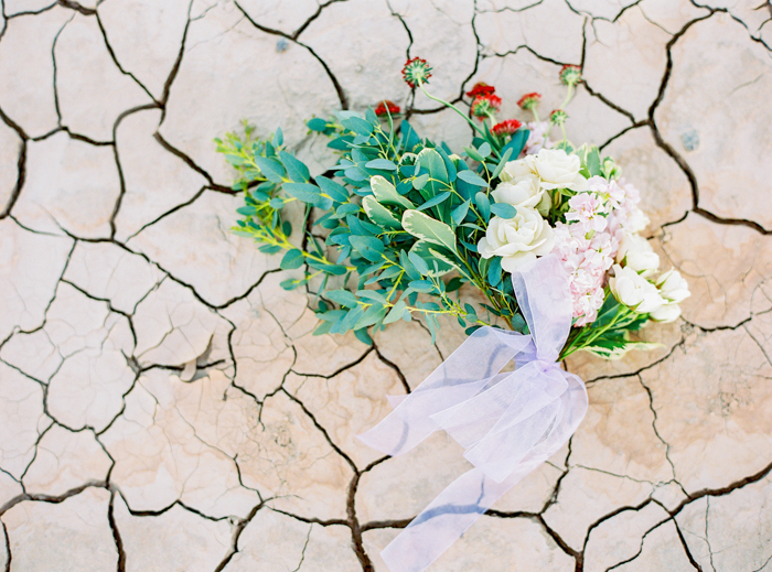 flora pop las vegas wedding florist desert inspired