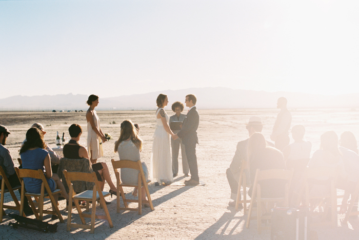 intimate indie desert vegas wedding photo 16