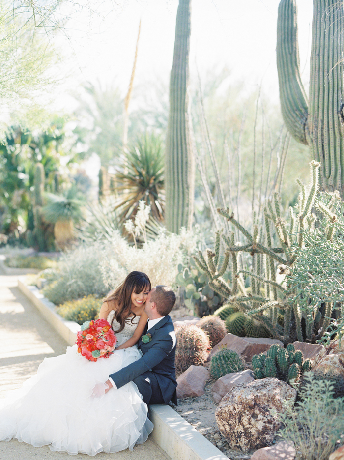 romantic desert arboretum vegas wedding photo 34