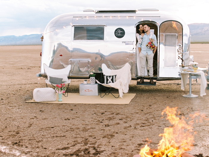 las vegas flora pop silver trailer desert wedding photo 1