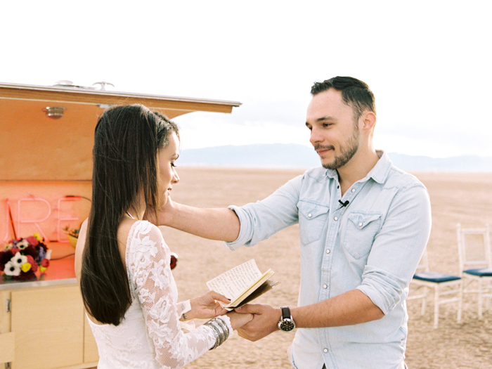 las vegas flora pop silver trailer desert wedding photo 23