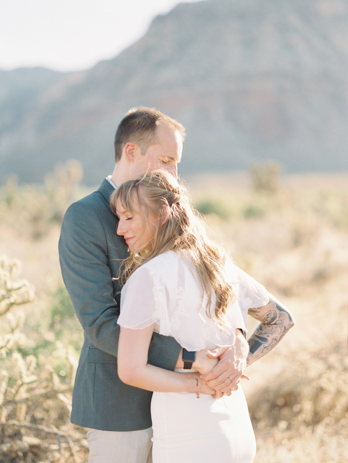 nevada desert elopement photo 9.jpg