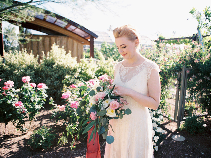 anthropologie floral inspired las vegas wedding 14.jpg