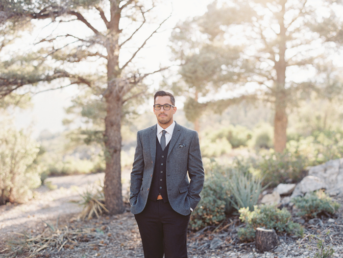 intimate mountainside wedding in las vegas 10.jpg