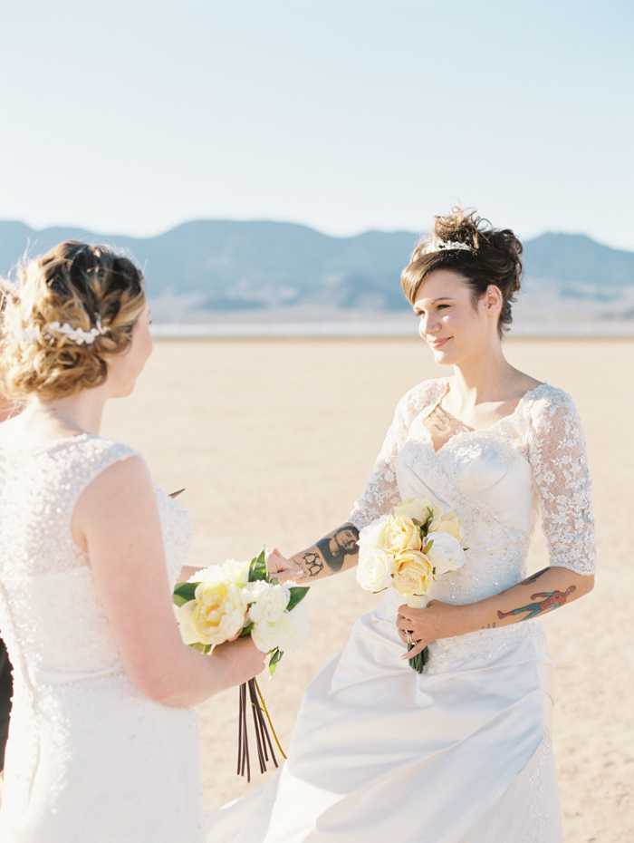 romantic eldorado dry lake bed elopement | las vegas elopement photographer| gaby j photography | same sex desert elopement inspiration | peachy keen unions