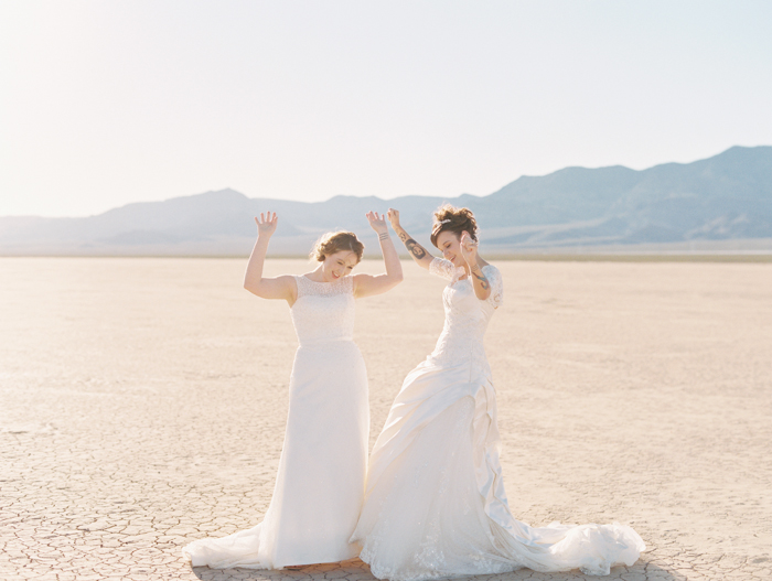 romantic eldorado dry lake bed elopement | las vegas elopement photographer| gaby j photography | same sex desert elopement inspiration