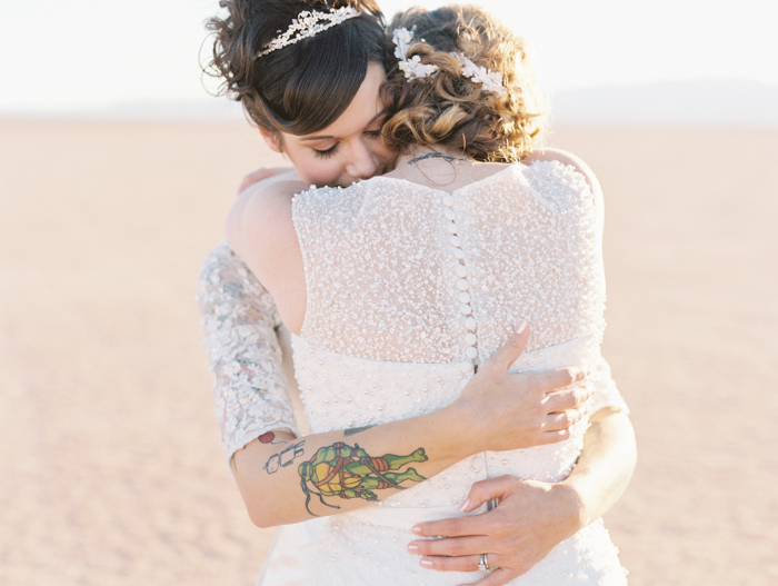 romantic eldorado dry lake bed elopement | las vegas elopement photographer| gaby j photography | same sex desert elopement inspiration