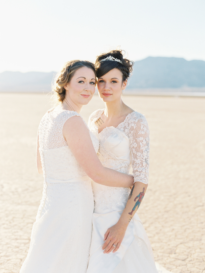 romantic eldorado dry lake bed elopement | las vegas elopement photographer| gaby j photography | same sex desert elopement inspiration