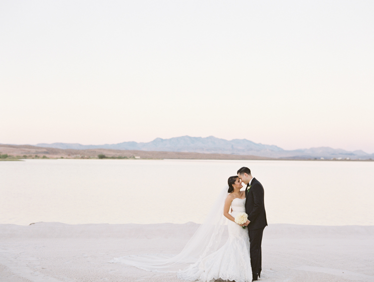 romantic henderson convention center wedding | gaby j photography | las vegas wedding photographer | javier garcia wedding planner