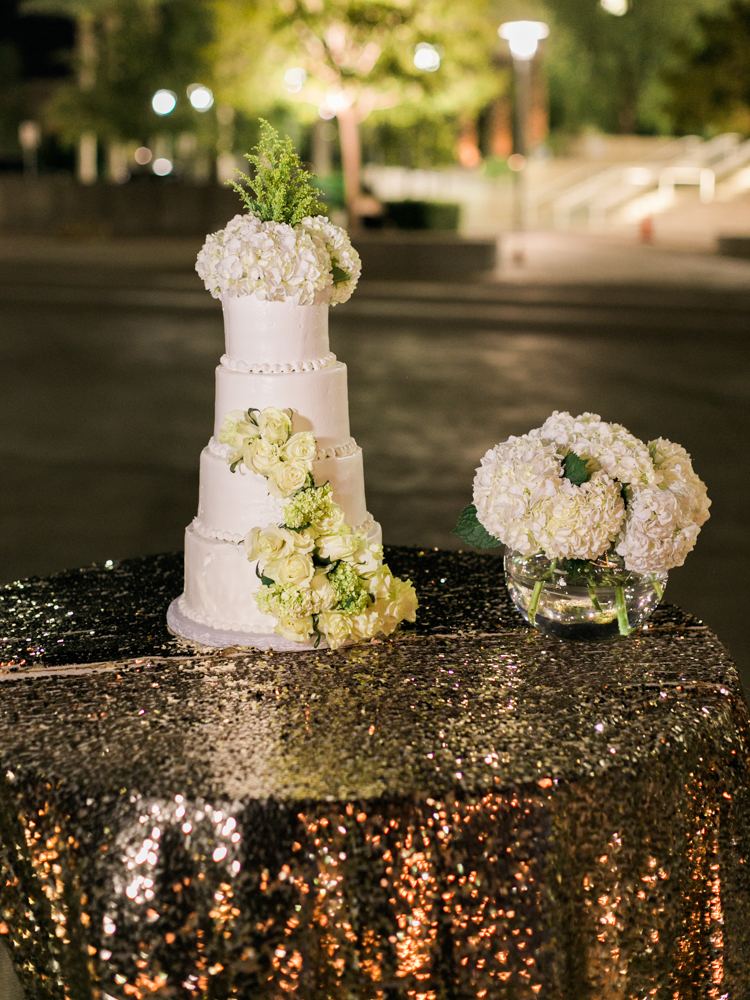 romantic henderson convention center wedding | gaby j photography | las vegas wedding photographer | javier garcia wedding planner