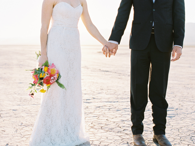 outdoors las vegas elopement photographer | dry lake bed elopement | gaby j photography | flora pop