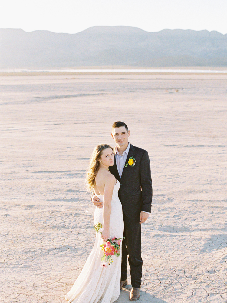 outdoors las vegas elopement photographer | dry lake bed elopement | gaby j photography | flora pop