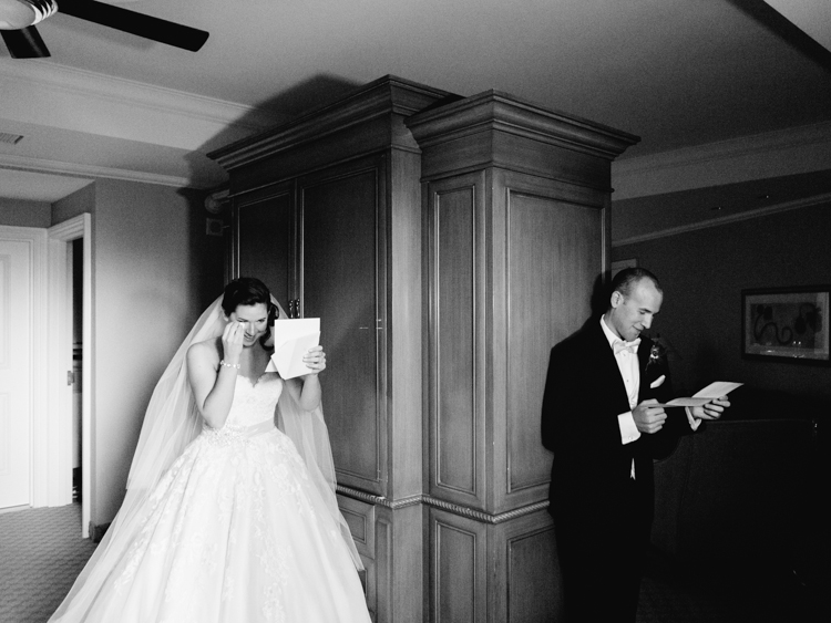 classic JW Mariott Las Vegas Wedding | las vegas wedding photographer | gaby j photography | private letter exchange