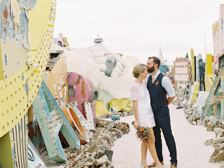 vintage las vegas signs wedding | gaby j photography | las vegas wedding photographer | flora pop flowers | grace loves lace phoenix wedding dress