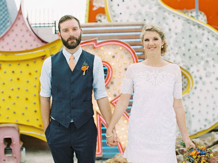 vintage las vegas signs wedding | gaby j photography | las vegas wedding photographer | flora pop flowers | grace loves lace phoenix wedding dress