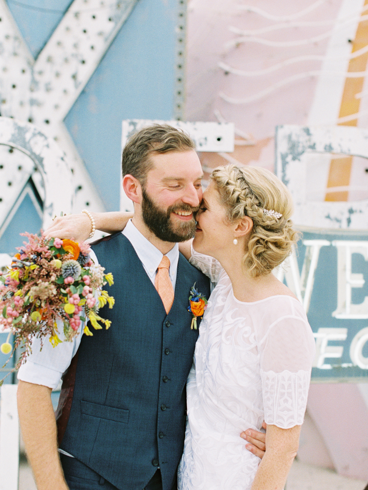 vintage las vegas signs wedding | gaby j photography | las vegas wedding photographer | flora pop flowers | grace loves lace phoenix wedding dress