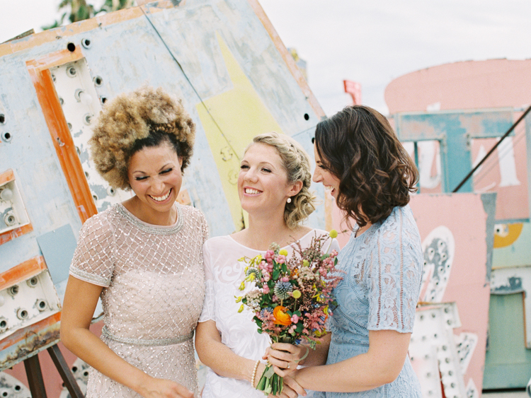 vintage las vegas signs wedding | gaby j photography | las vegas wedding photographer | flora pop flowers | grace loves lace phoenix wedding dress