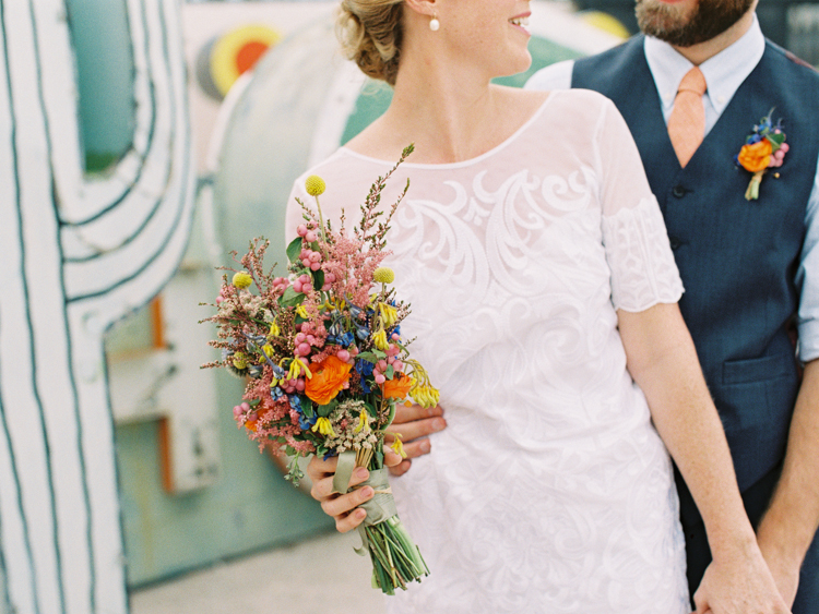vintage las vegas signs wedding | gaby j photography | las vegas wedding photographer | flora pop flowers | grace loves lace phoenix wedding dress