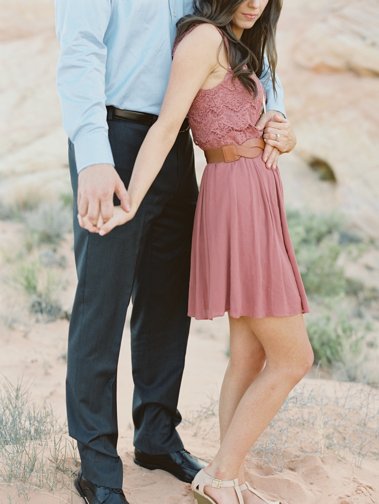 las vegas engagement photographer | valley of fire engagement photography | desert engagement locations | gaby j photography