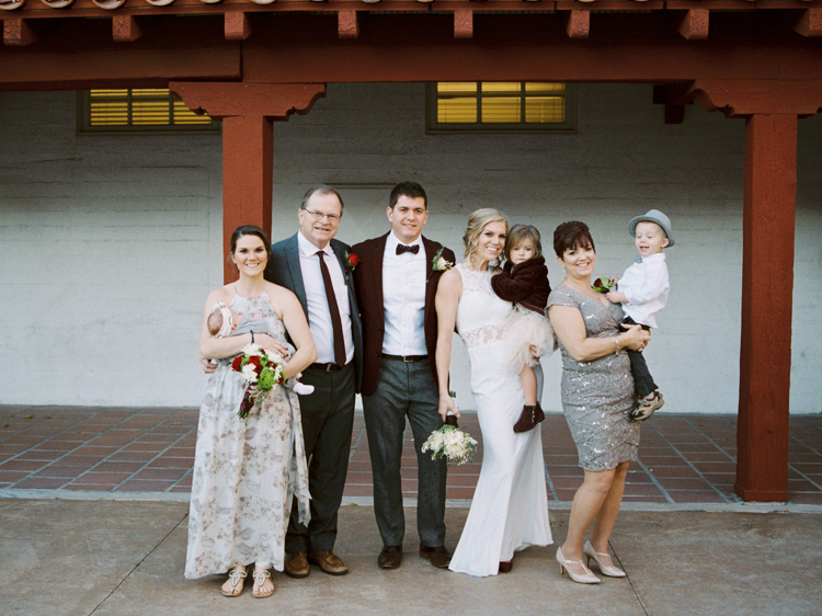 historic fifth street school wedding | gaby j photography | las vegas wedding photographer | family gathering winter wedding inspiration