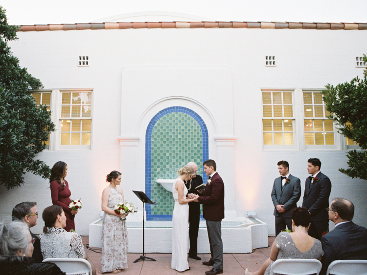 historic fifth street school wedding | gaby j photography | las vegas wedding photographer | family gathering winter wedding inspiration