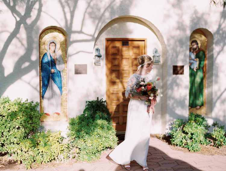 boulder city nevada wedding | indie wedding inspiration | gaby j photography | st judes ranch chapel wedding | forge social house wedding