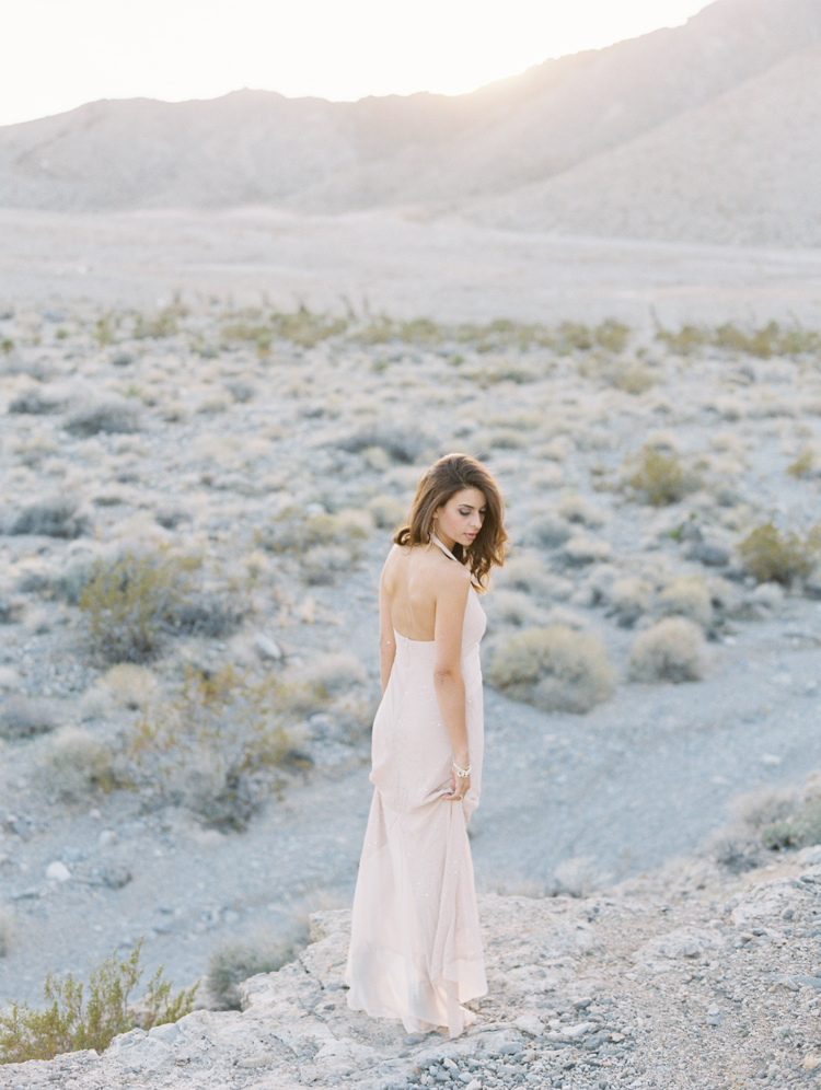 las vegas anniversary | desert anniversary | fine art photographer | pantone rose quartz and serenity | gaby j photography