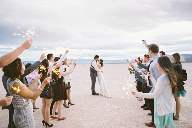 desert dust storm wedding | las vegas elopement photographer | gaby j photography | flora pop elopement