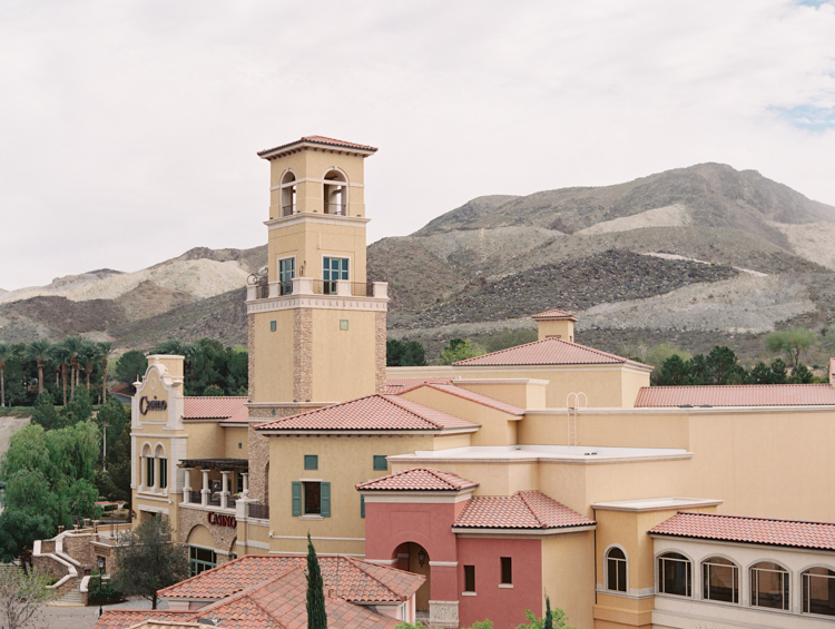 lake las vegas hilton florentine gardens wedding | gaby j photography | timeless las vegas wedding photographer | open invitation wedding planner | layers of lovely