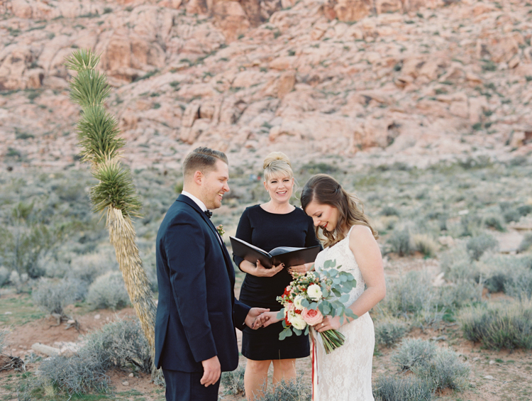 small wedding at red rock canyon national park | desert elopement | gaby j photography | las vegas elopement | danani handmade adornments | opal floral | peachy keen unions