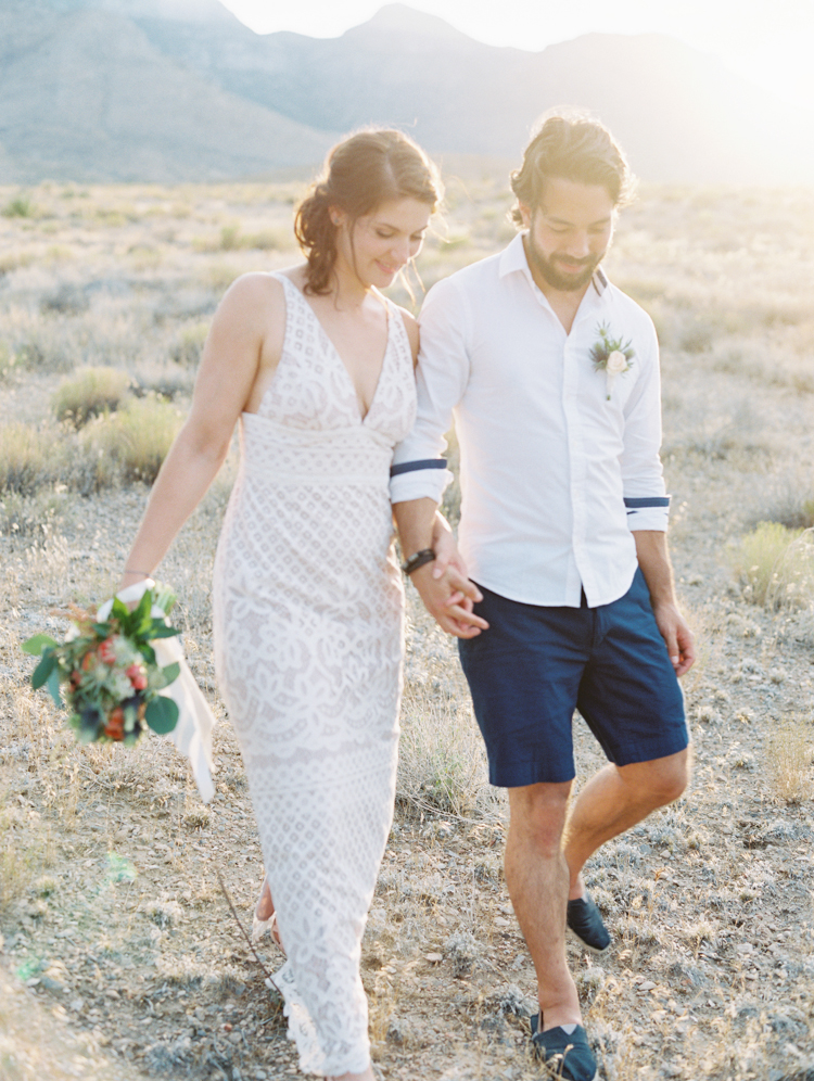 desert elopement in las vegas | vegas elopement photographer | gaby j photography | flora pop | ruby finch salon | how to elope in vegas