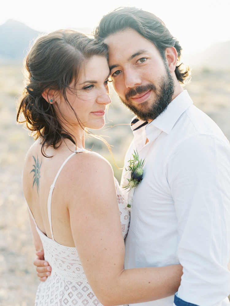 desert elopement in las vegas | vegas elopement photographer | gaby j photography | flora pop | ruby finch salon | how to elope in vegas