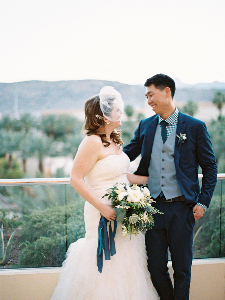 modern and classic destination vegas wedding | red rock resort wedding | gaby j photography | las vegas wedding photographers