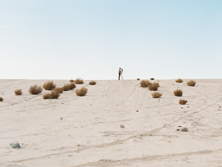 las vegas desert elopement photographers | gaby j photography | desert elopement inspiration