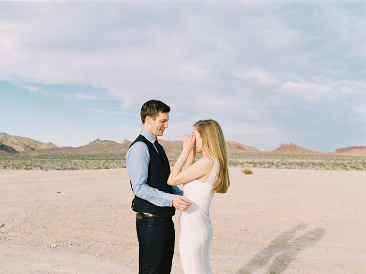 las vegas desert elopement photographers | gaby j photography | desert elopement inspiration