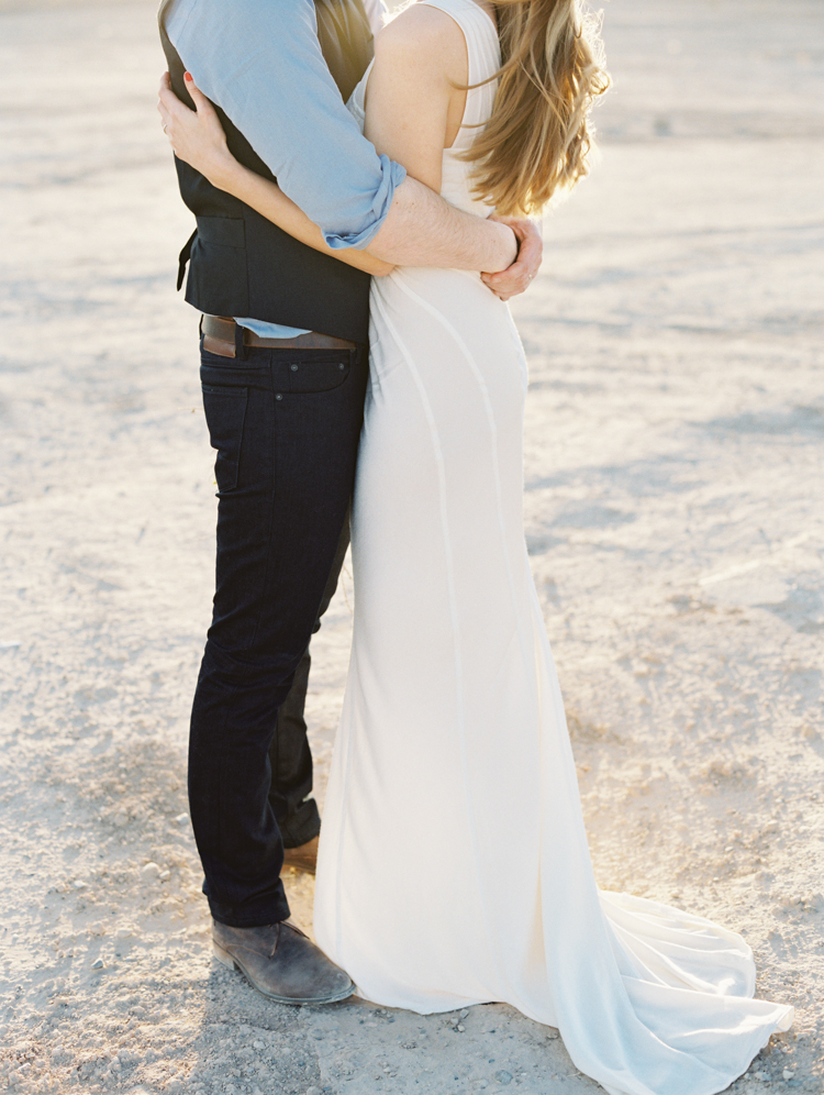 las vegas desert elopement photographers | gaby j photography | desert elopement inspiration