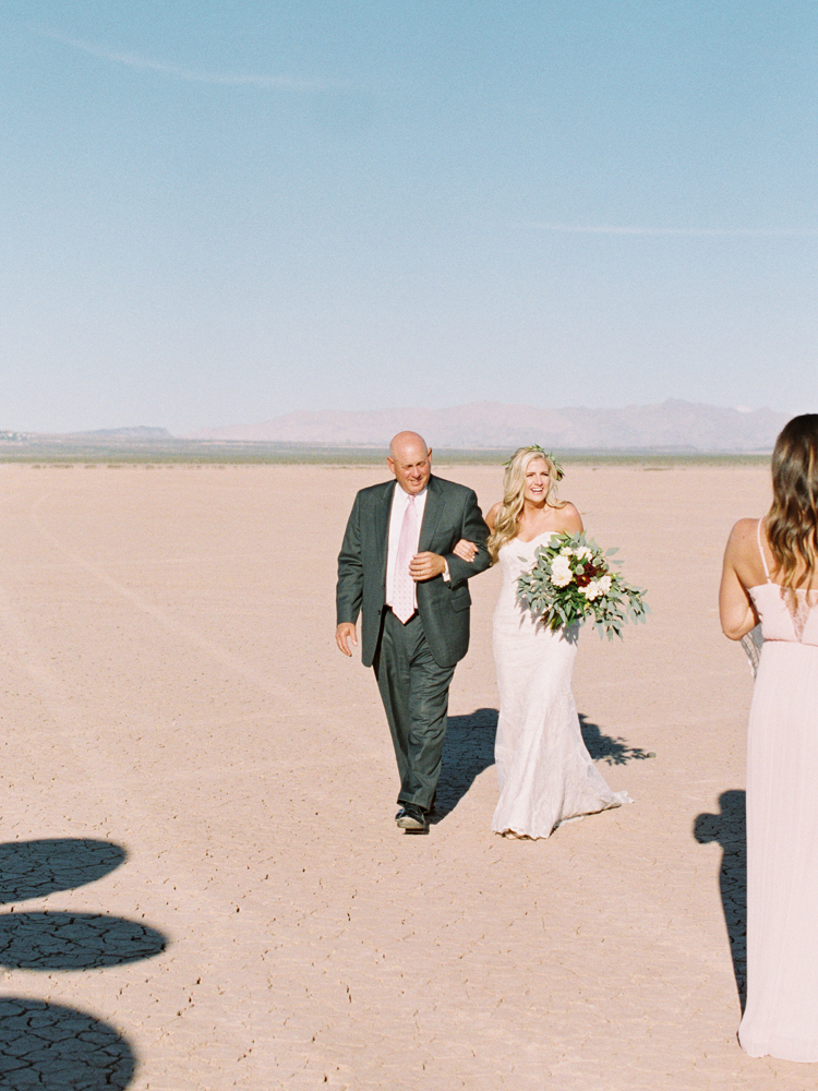 unconventional las vegas wedding | gaby j photography | dry lake bed wedding photo