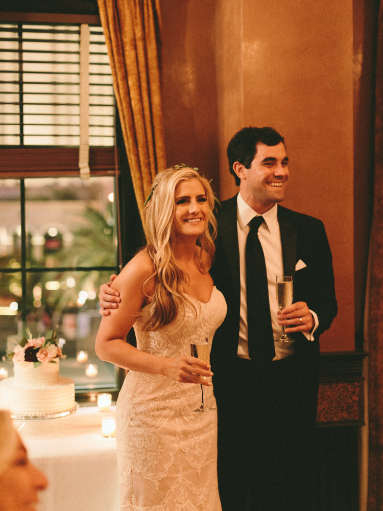 unconventional las vegas wedding | gaby j photography | smith and wollensky wedding reception